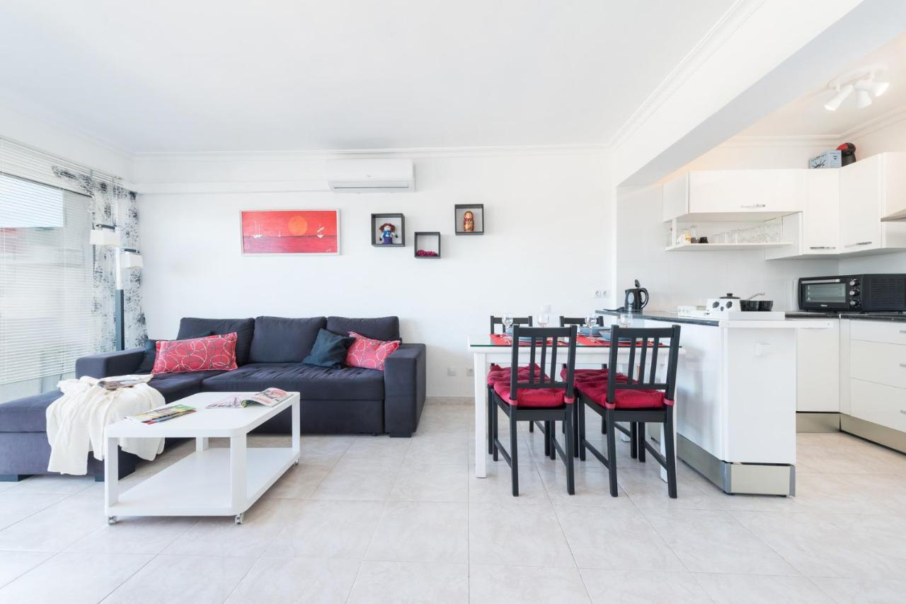 Carole Apartment *